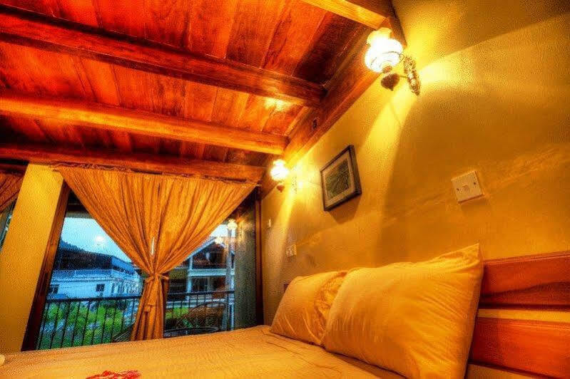 Anjungan Beach Resort Kampung Teluk Nipah Exteriér fotografie